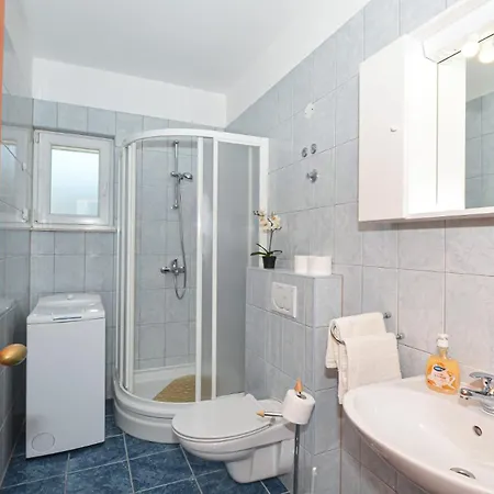 Apartment Blue Apartment, Okrug Gornji - *